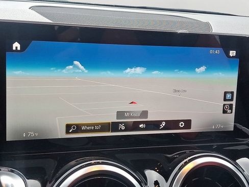 Used 2020 Mercedes-Benz GLB 250 4MATIC image 18