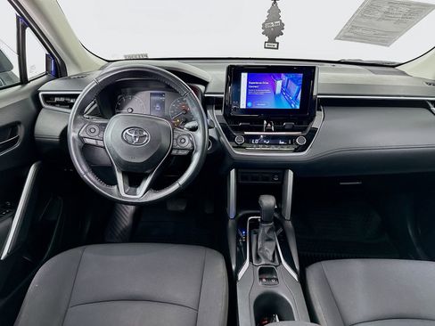 Certified 2023 Toyota Corolla Cross LE w/ Moonroof Package AWD/4WD image 22