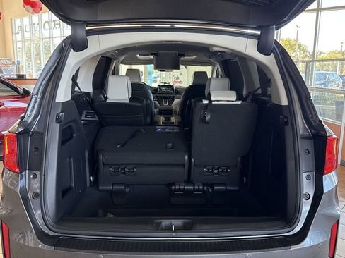 New 2026 Honda Odyssey Elite image 17