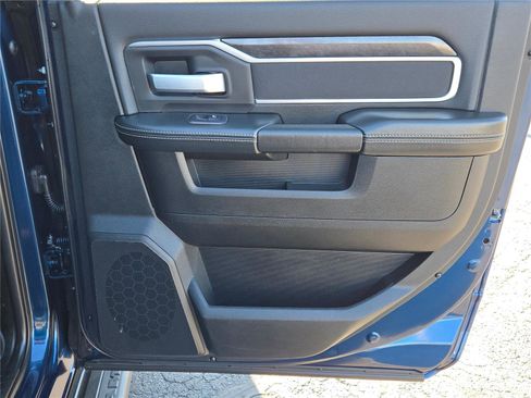 Certified 2024 RAM 2500 Big Horn w/ Night Edition image 10