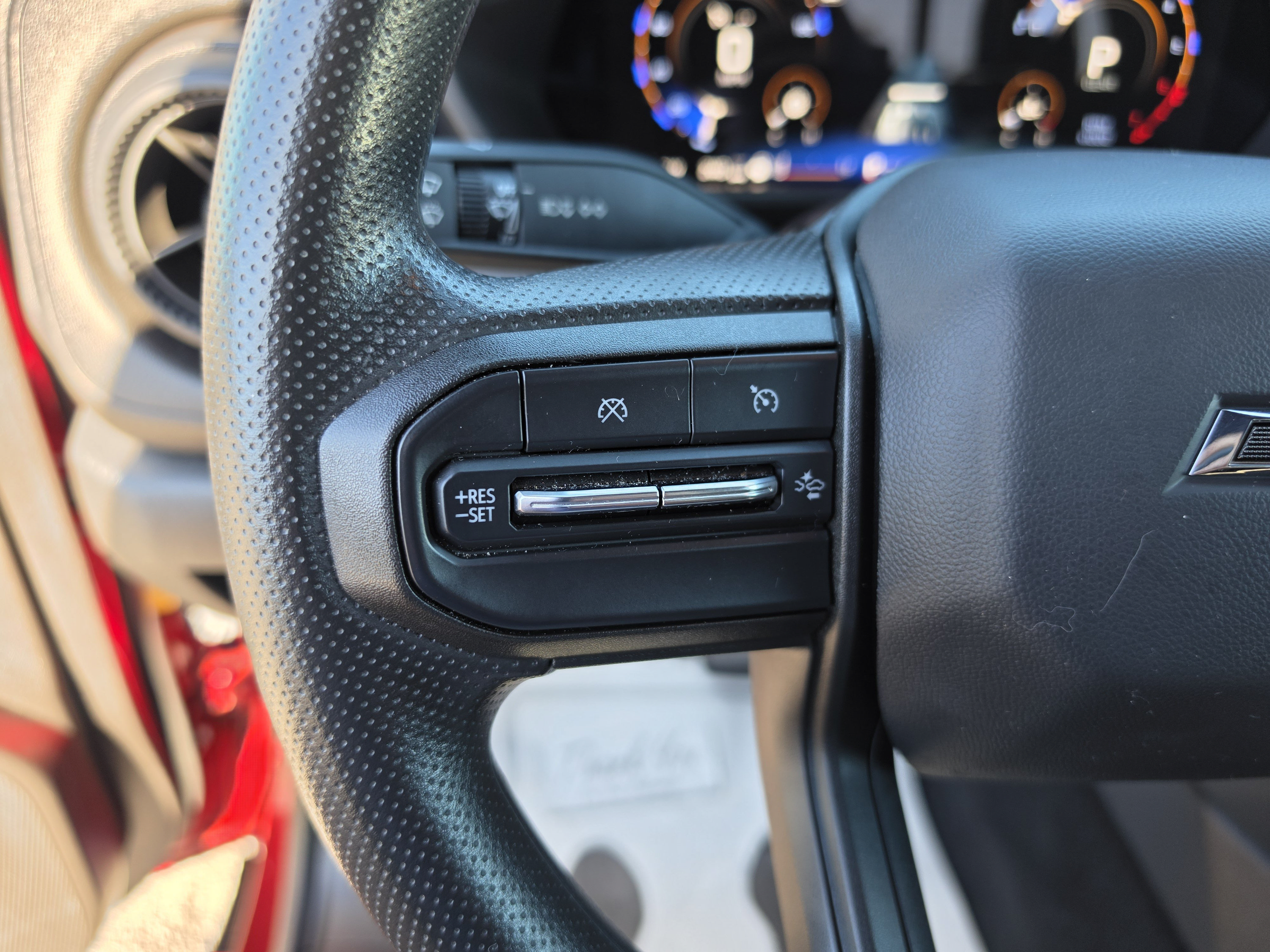 Used 2024 Chevrolet Colorado Trail Boss w/ Technology Package AWD/4WD image 33