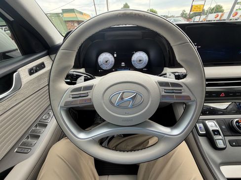 Used 2024 Hyundai Palisade Calligraphy AWD/4WD image 13