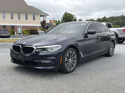 Used 2018 BMW 530i xDrive w/ Premium Package AWD/4WD image 1