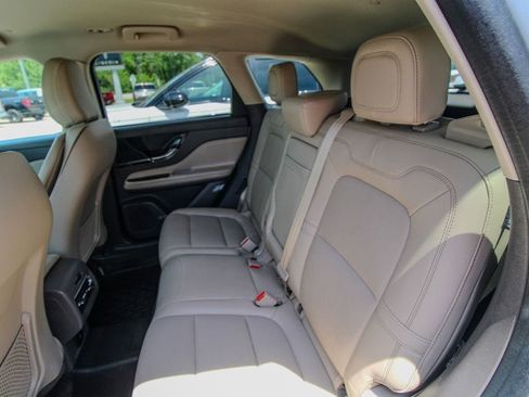 Used 2022 Lincoln Corsair AWD w/ Equipment Group 101A image 9