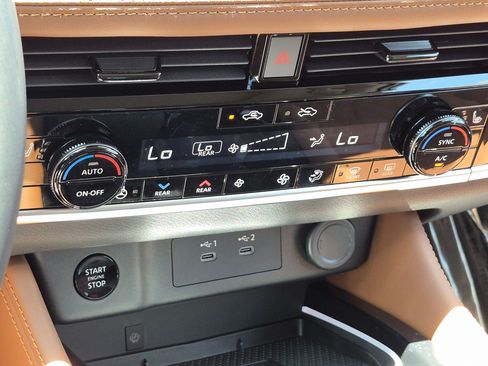 New 2026 Nissan Rogue Platinum AWD/4WD image 18