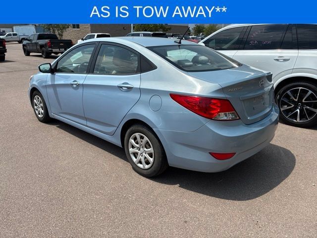 Used 2012 Hyundai Accent GLS FWD image 3
