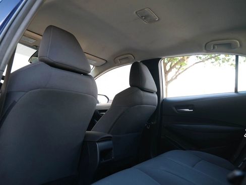 Used 2021 Toyota Corolla LE image 25