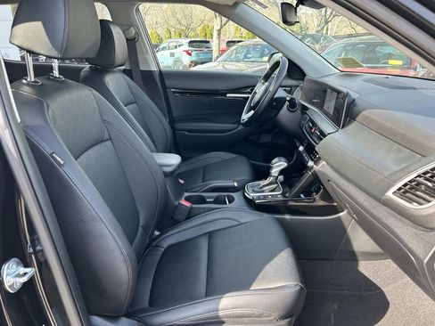 Certified 2025 Kia Seltos EX w/ EX Sunroof Package AWD/4WD image 18