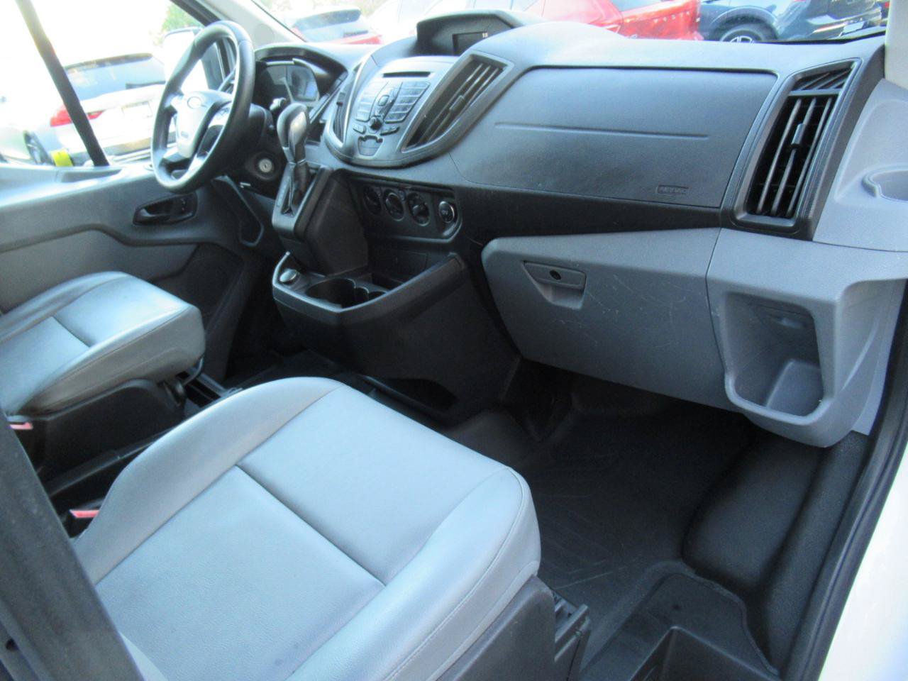 Used 2019 Ford Transit 250 148 Medium Roof RWD image 20