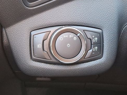 Used 2014 Ford Escape SE image 21