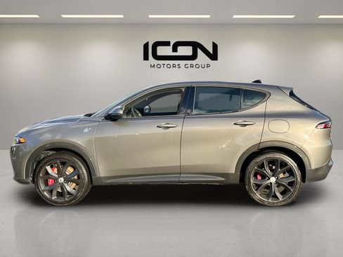 Used 2024 Dodge Hornet R/T Plus w/ Track Pack AWD/4WD image 2