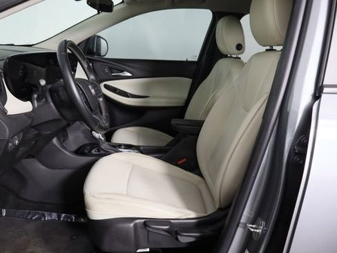 Used 2024 Buick Encore GX Preferred image 16