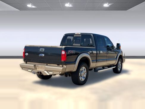 Used 2013 Ford F250 King Ranch w/ King Ranch w/Chrome Pkg AWD/4WD image 9