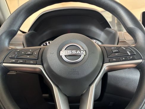 Used 2026 Nissan Altima 2.5 SV FWD image 28