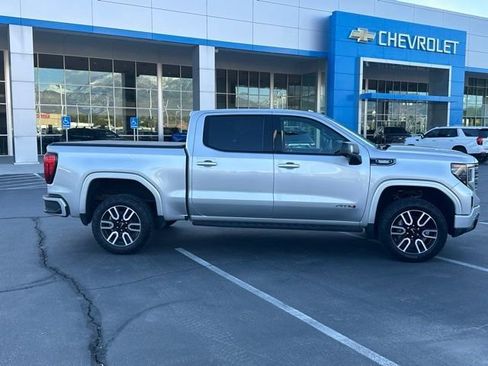 Used 2022 GMC Sierra 1500 AT4 w/ AT4 Premium Package AWD/4WD image 27