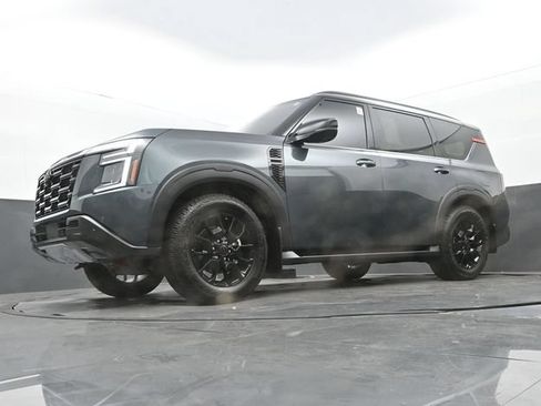 Used 2025 Nissan Armada PRO-4X w/ Pro-4X Premium Package AWD/4WD image 29