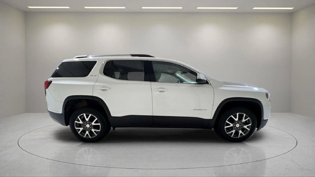 Used 2023 GMC Acadia SLE w/ Driver Convenience Package AWD/4WD image 2
