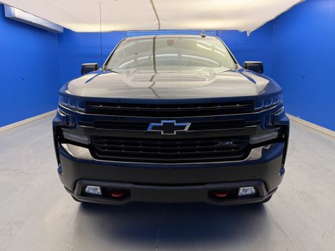 Used 2021 Chevrolet Silverado 1500 LT Trail Boss AWD/4WD image 3