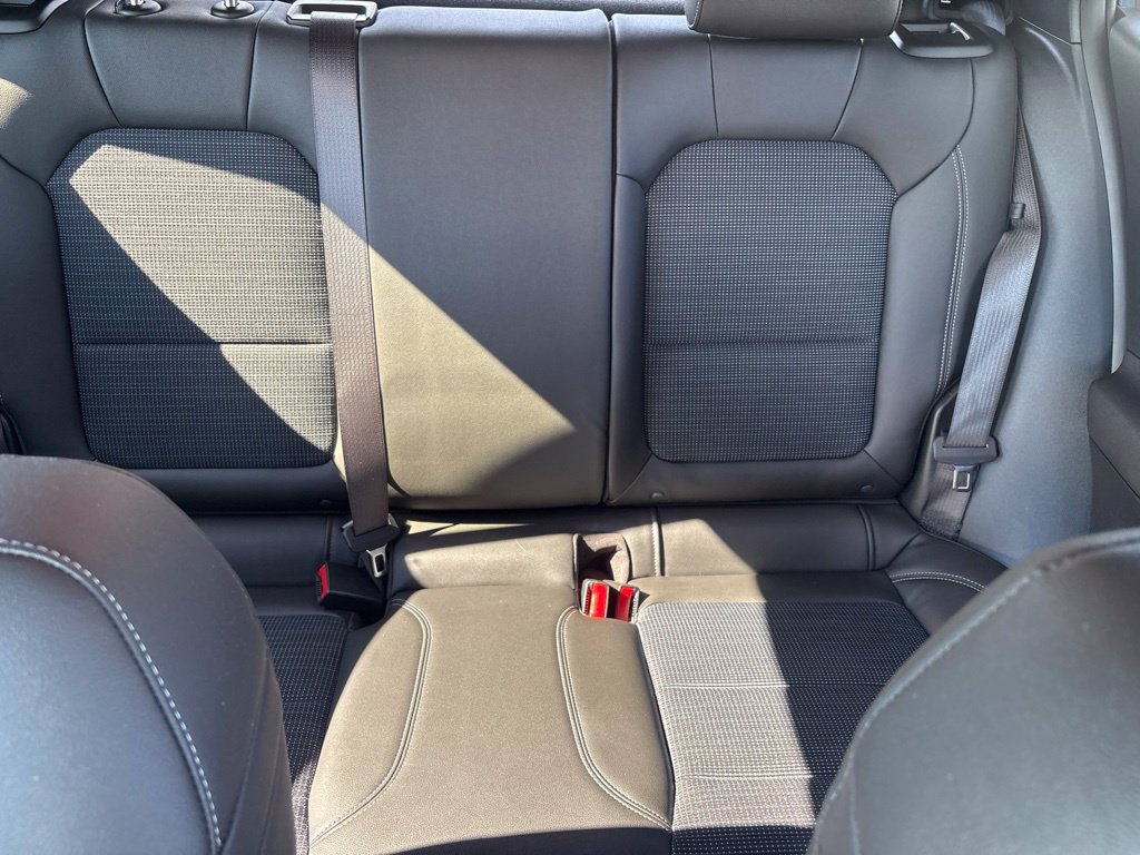 Used 2025 Buick Envista Preferred FWD image 31