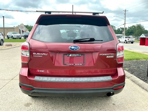 Used 2014 Subaru Forester 2.5i Limited AWD/4WD image 6