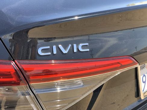 Used 2023 Honda Civic Sport image 30