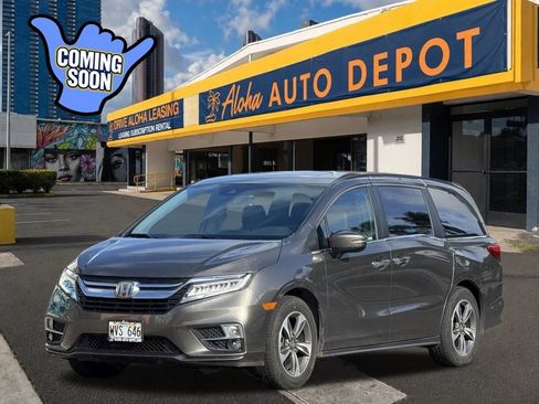 Used 2019 Honda Odyssey Touring image 1