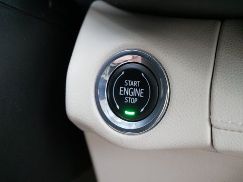 Used 2023 Buick Envision Preferred AWD/4WD image 25