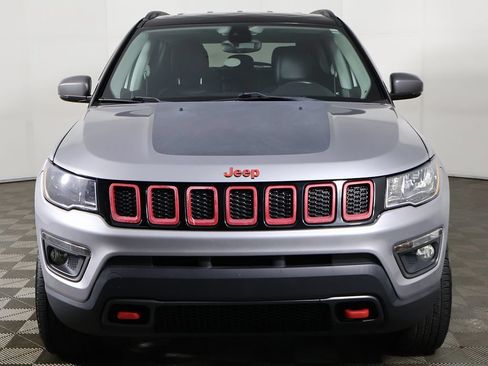 Used 2019 Jeep Compass Trailhawk w/ Cold Weather Group AWD/4WD image 10