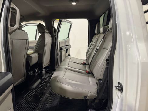 Used 2021 Ford F250 XL w/ Power Equipment Group image 18