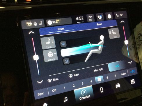 Used 2024 Jeep Grand Cherokee L Laredo image 29