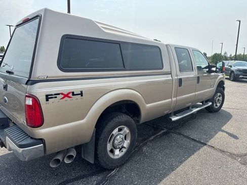 Used 2011 Ford F250 XLT w/ XLT Interior Pkg AWD/4WD image 4