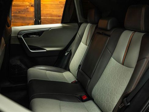 Used 2019 Toyota RAV4 Adventure AWD/4WD image 11