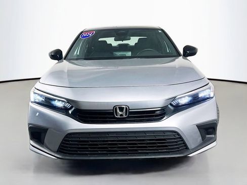 Used 2024 Honda Civic Sport image 3