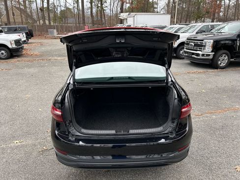 Used 2025 Volkswagen Jetta S image 25