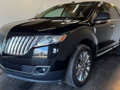 Used 2011 Lincoln MKX Sport Utility 4D w/ 102A Rapid Spec Order Code image 2