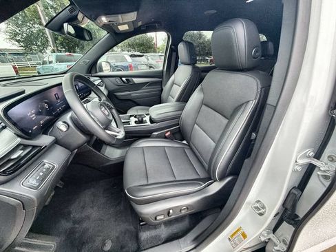 Certified 2026 Buick Enclave Preferred FWD image 18