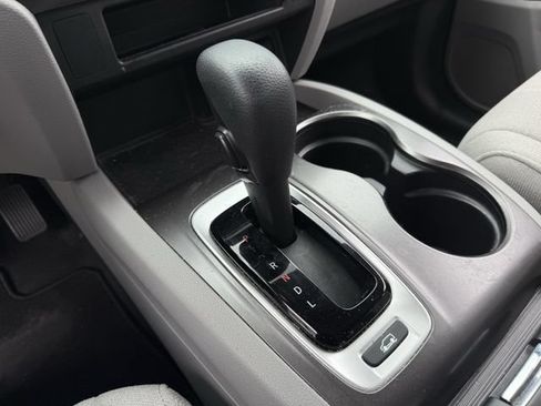 Used 2017 Honda Pilot EX image 19