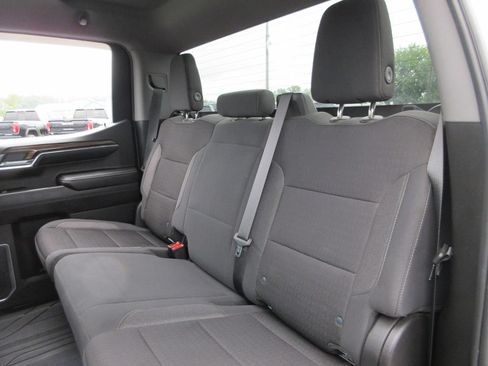 Used 2022 Chevrolet Silverado 1500 LT w/ Protection Package AWD/4WD image 19