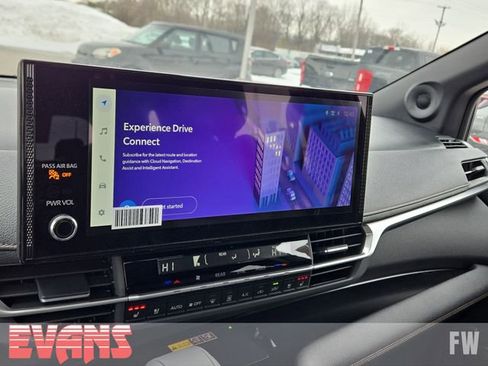 Certified 2026 Toyota Sienna Limited image 8