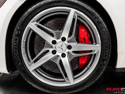 Used 2021 Mercedes-Benz AMG GT Roadster image 23