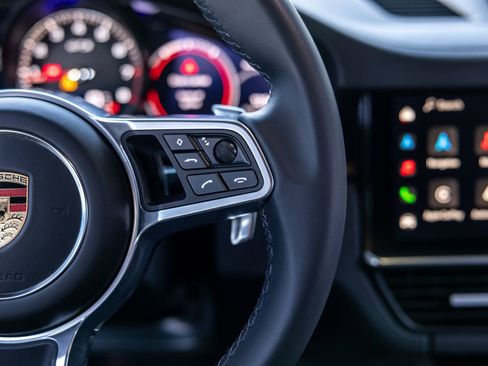 Certified 2023 Porsche Cayenne GTS AWD/4WD image 46