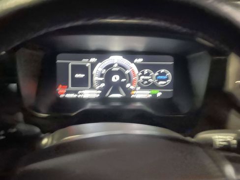 Used 2025 Toyota Tundra Platinum AWD/4WD image 32