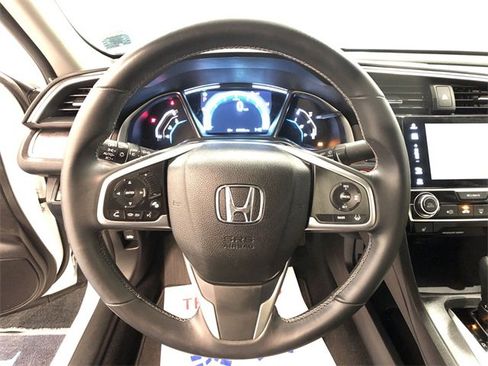 Used 2017 Honda Civic Touring image 14