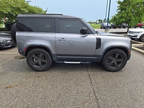Certified 2022 Land Rover Defender 90 S AWD/4WD image 4