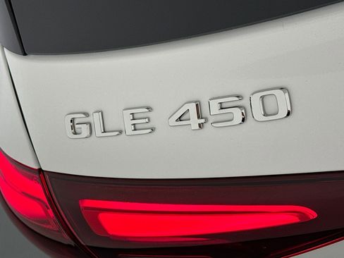 New 2026 Mercedes-Benz GLE 450 4MATIC image 8