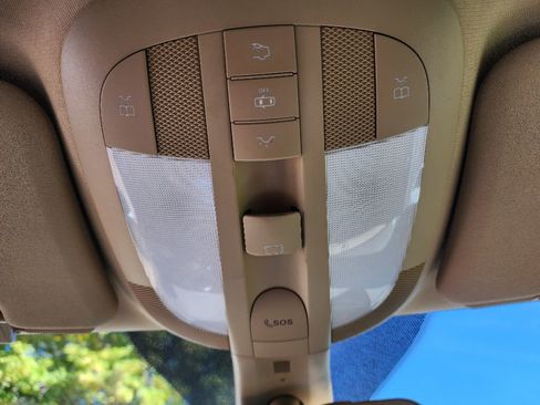 Used 2011 Mercedes-Benz ML 350 4MATIC image 31