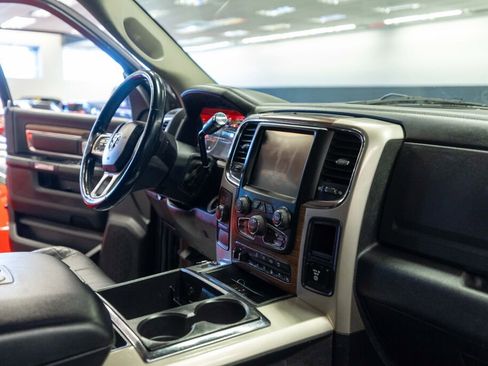 Used 2015 RAM 3500 Laramie image 15