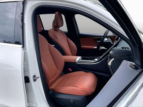Certified 2023 Mercedes-Benz GLC 300 4MATIC image 8
