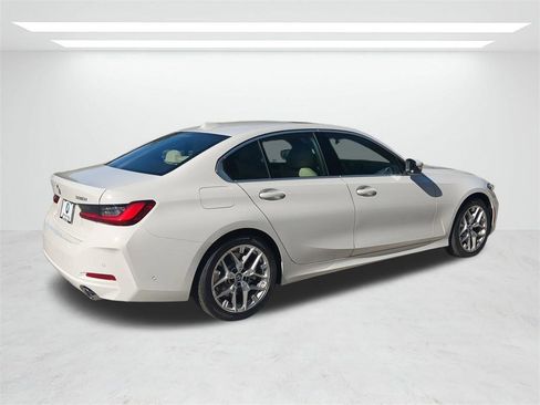 New 2026 BMW 330i 330i w/ Convenience Package image 4
