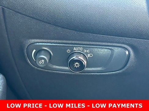 Used 2024 Chevrolet Equinox LT image 20